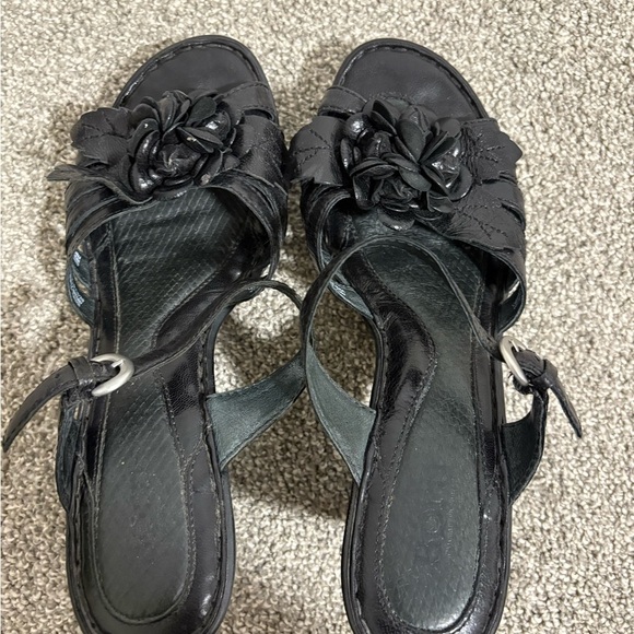 Born Sandals Cornflower Slip On Heels Slide W31848 Black Leather Size 9 - Picture 5 of 8